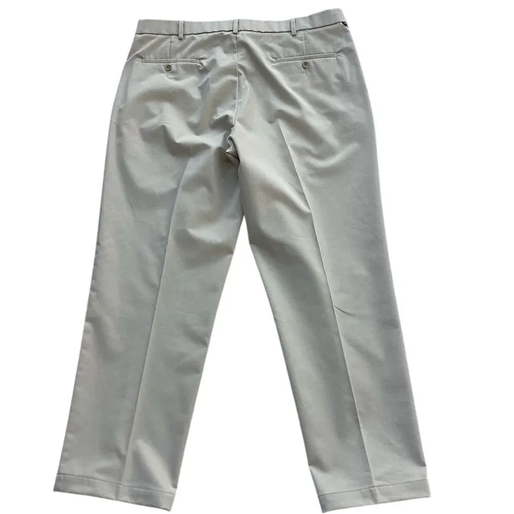 Dockers Men's Relaxed Fit Dress‎ Pants Sage Green 38x32 Flat Front